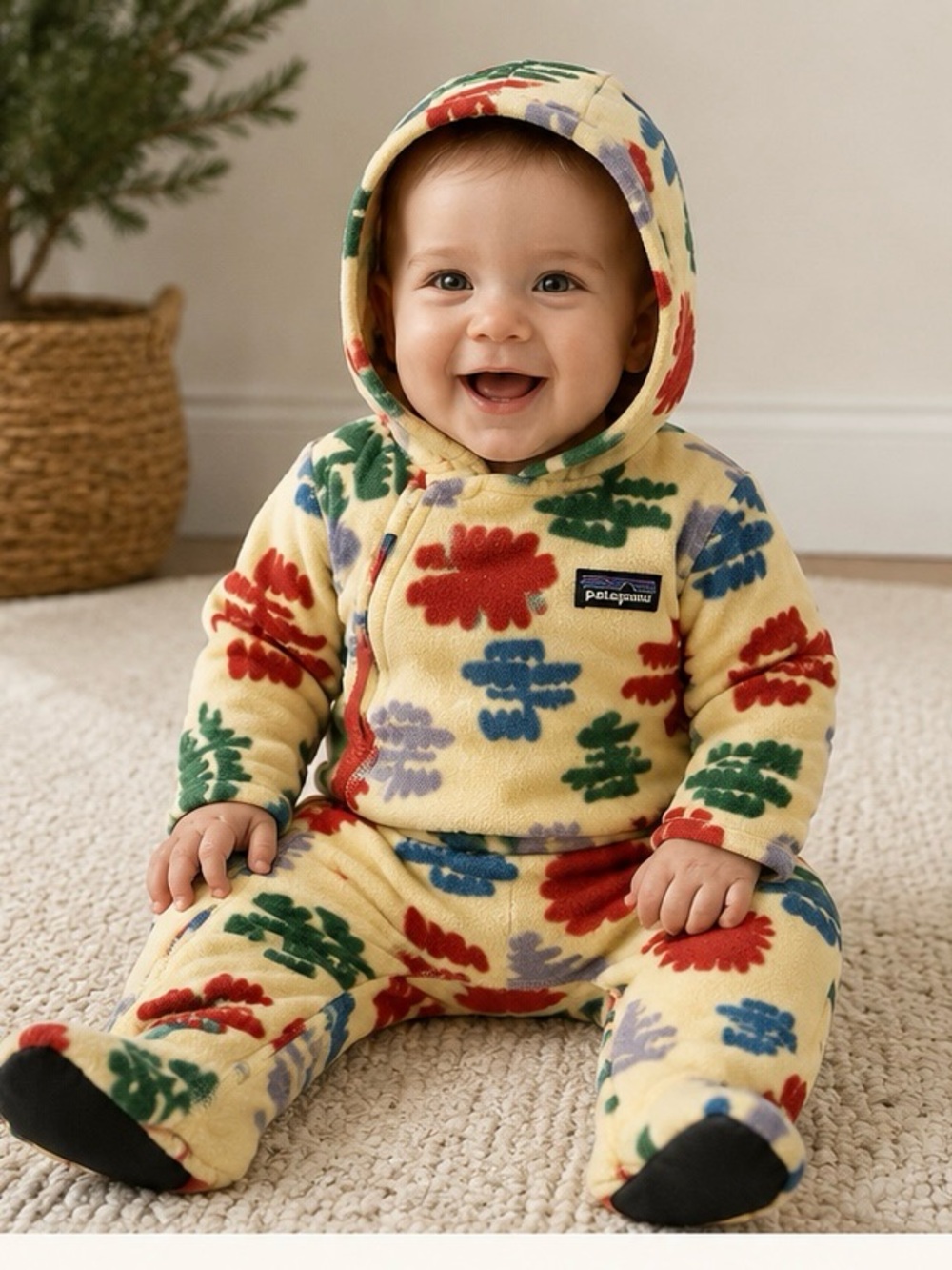 Patagonia Baby Synchilla Fleece Hooded Bunting Suit 6–12 Months Colorful Print